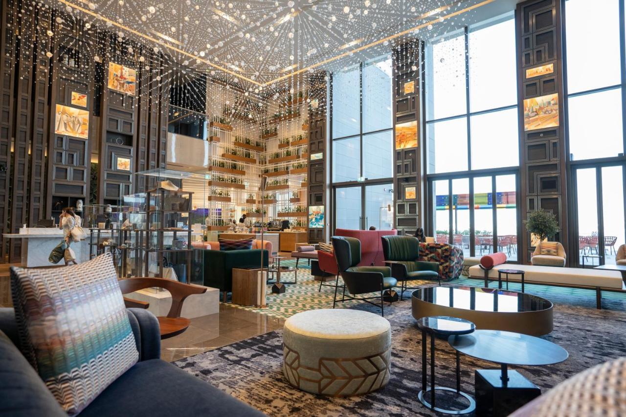 Hyatt Centric Jumeirah Dubai Ngoại thất bức ảnh The lobby of the hotel