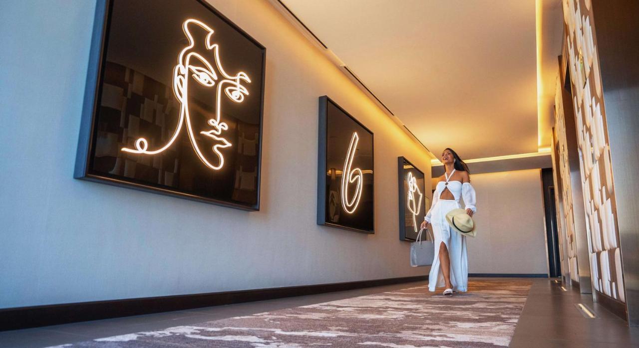 Hyatt Centric Jumeirah Dubai Ngoại thất bức ảnh The Westin Dubai