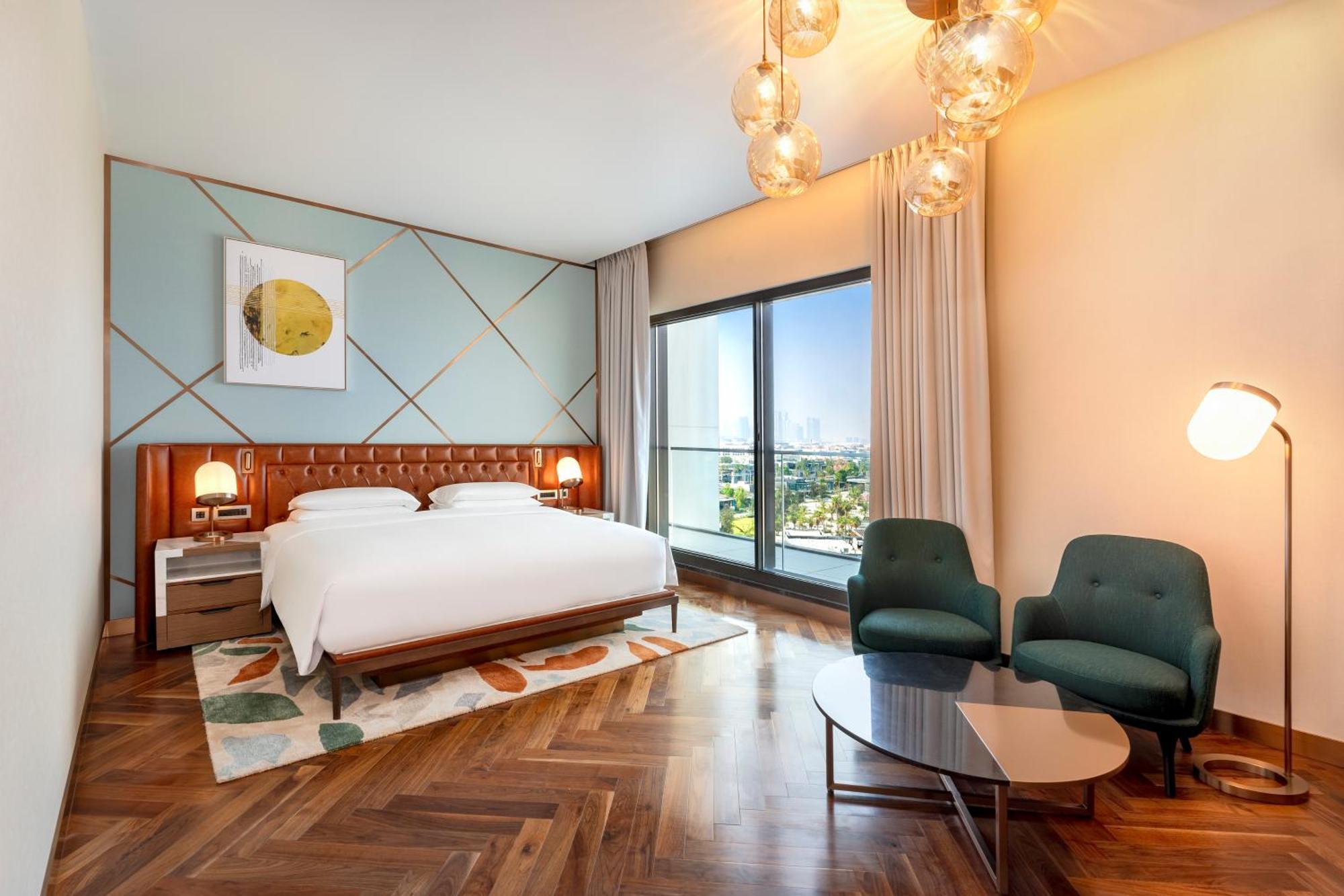 Hyatt Centric Jumeirah Dubai Ngoại thất bức ảnh A bedroom at the hotel